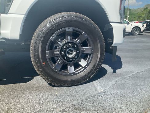 Used 2025 Ford F250 XL w/ STX Appearance Package image 10