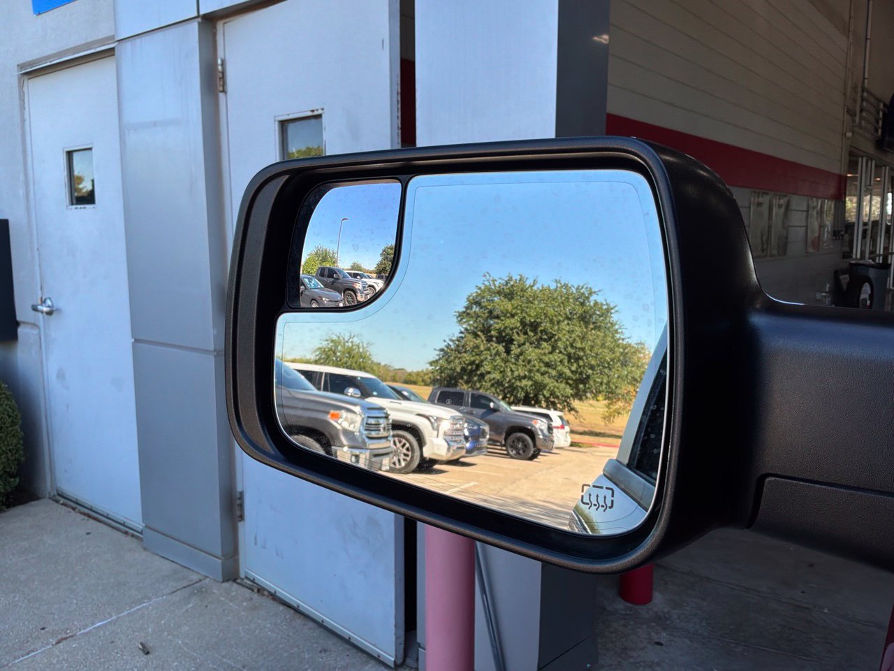 Used 2022 RAM 1500 Laramie RWD image 26