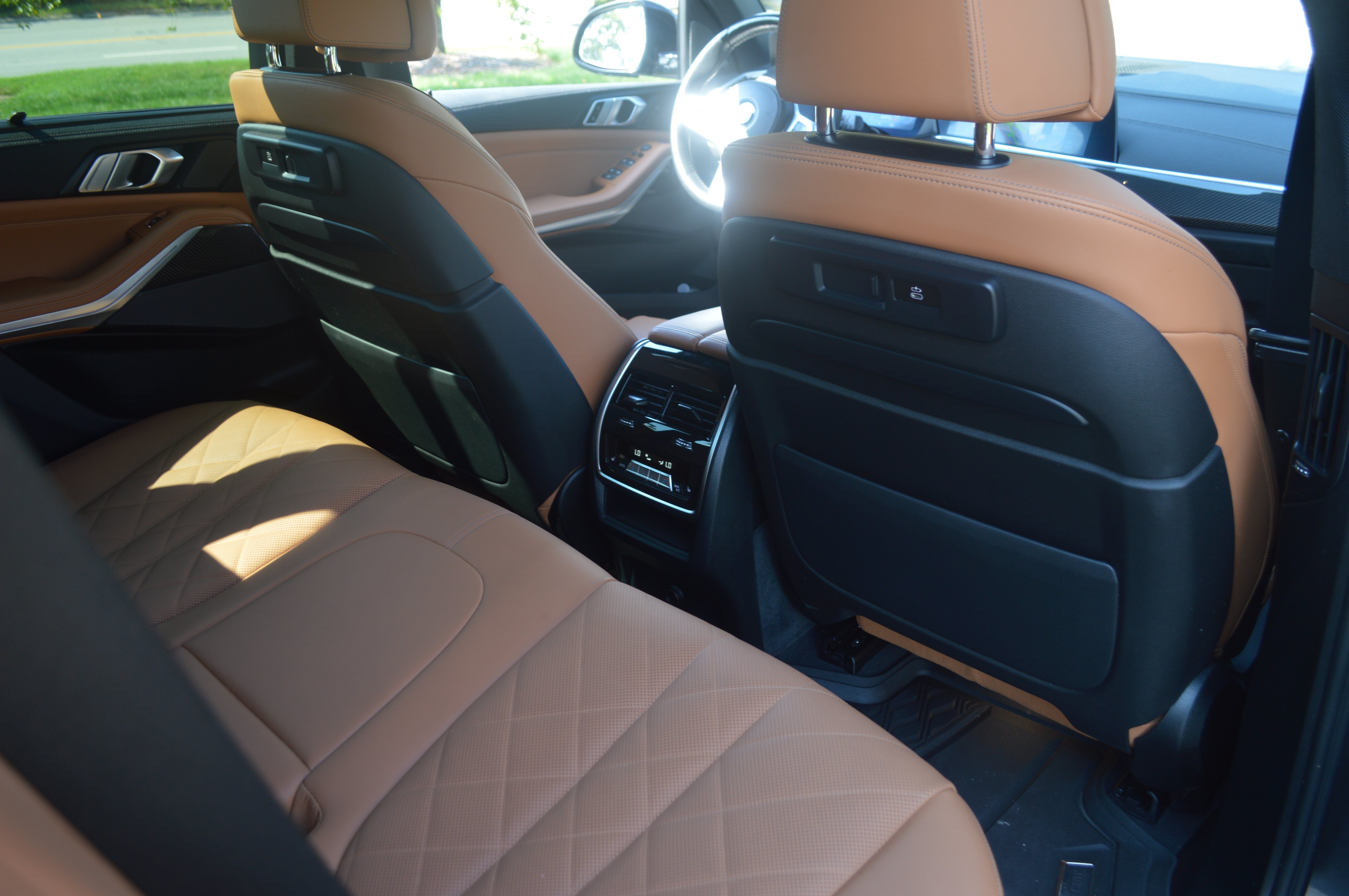 Used 2023 BMW X5 M50i AWD/4WD image 29