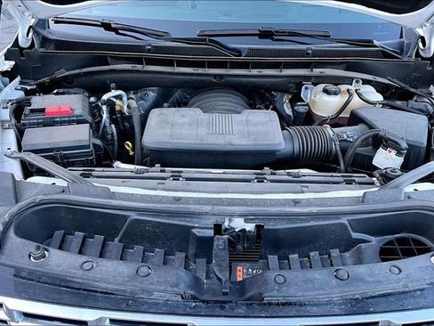 Used 2025 GMC Yukon Denali AWD/4WD image 31