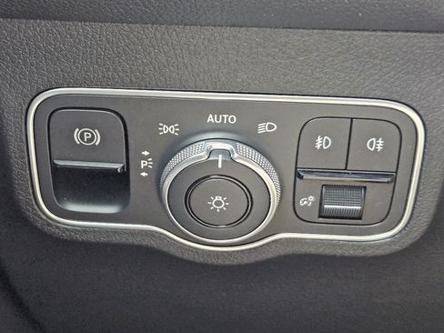 Certified 2026 Mercedes-Benz GLB 250 image 49