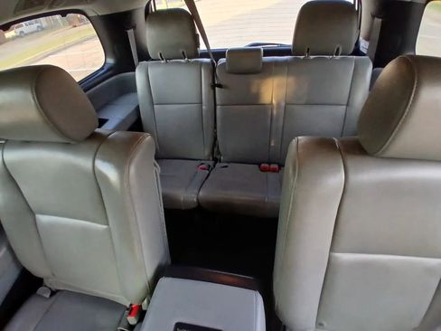 Used 2015 Toyota Sequoia Platinum image 17