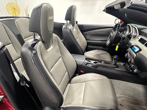 Used 2012 Chevrolet Camaro SS RWD image 43