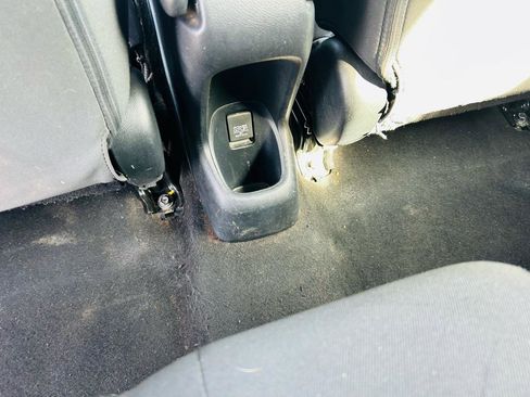 Used 2019 Honda HR-V LX image 21