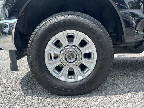 Used 2021 Ford F250 XL w/ STX Appearance Package AWD/4WD image 24