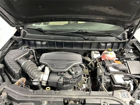 Used 2018 Cadillac XT5 Premium Luxury image 31