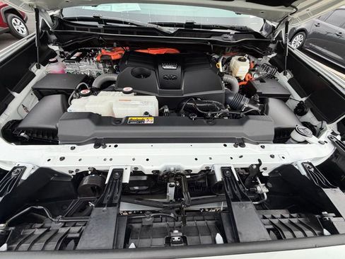 Used 2024 Toyota Sequoia Limited image 29