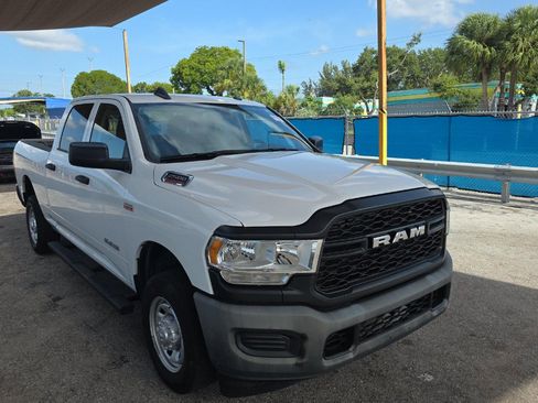 Used 2020 RAM 2500 Tradesman RWD image 2