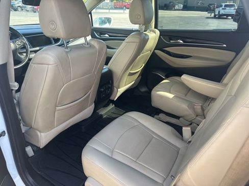 Used 2020 Buick Enclave Premium w/ Sun and Sites Package AWD/4WD image 18