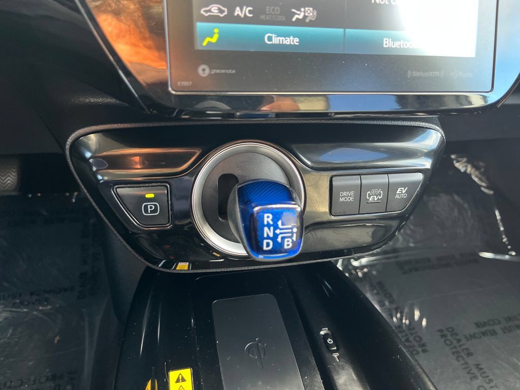 Used 2021 Toyota Prius Prime XLE w/ Carpet Mat Package (TMS) FWD image 19