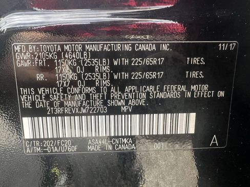 Used 2018 Toyota RAV4 XLE AWD/4WD image 28