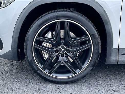 Used 2023 Mercedes-Benz GLA 35 AMG 4MATIC image 32