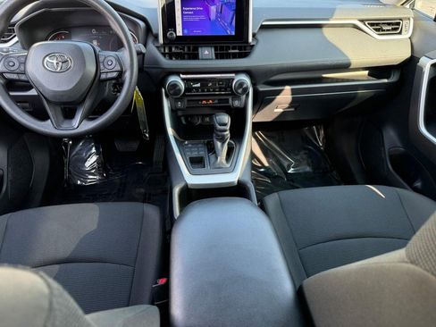 Certified 2025 Toyota RAV4 LE AWD/4WD image 14