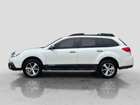 Used 2013 Subaru Outback 2.5i Limited AWD/4WD image 3
