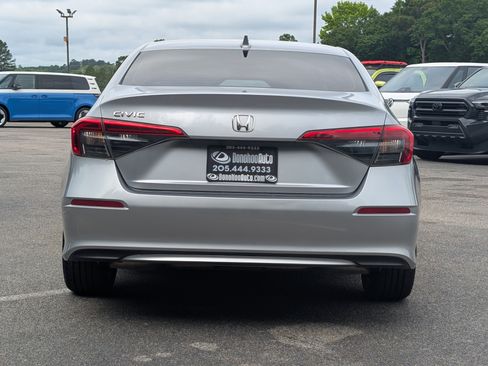 Used 2023 Honda Civic EX image 8