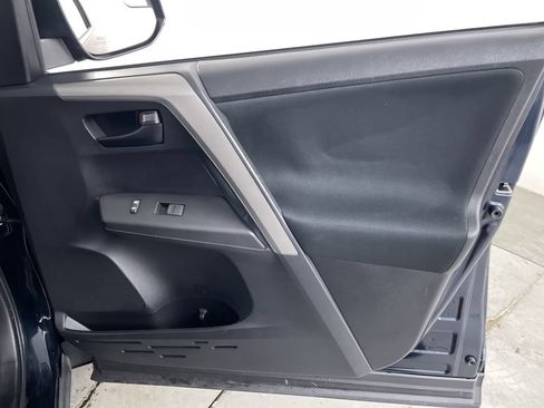 Used 2017 Toyota RAV4 LE w/ All Weather Liner Package AWD/4WD image 22
