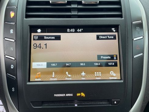 Used 2017 Lincoln MKC Select w/ Select Plus Package image 19