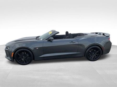 Used 2018 Chevrolet Camaro SS RWD image 33