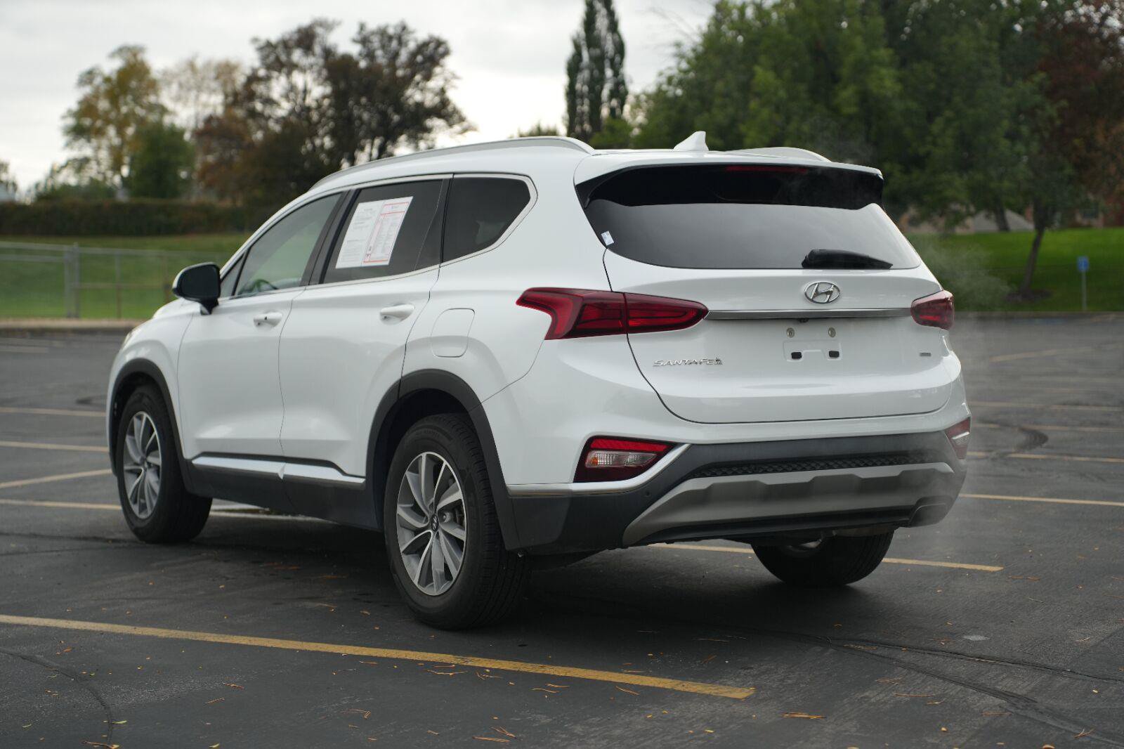 Used 2020 Hyundai Santa Fe SEL w/ Convenience Package AWD/4WD image 3