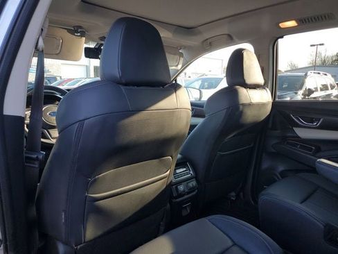 Used 2022 Subaru Ascent Touring image 12