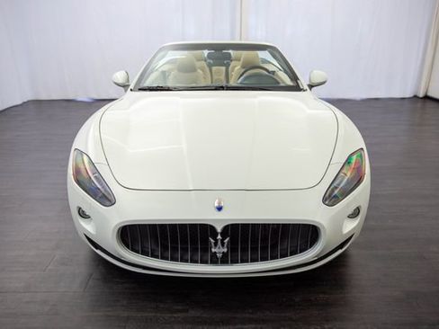 Used 2011 Maserati GranTurismo Convertible RWD image 14
