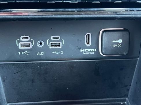 Used 2022 Jeep Grand Cherokee Limited 4xe image 30