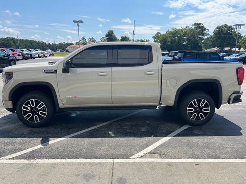 New 2026 GMC Sierra 1500 AT4 w/ AT4 Premium Package AWD/4WD image 24