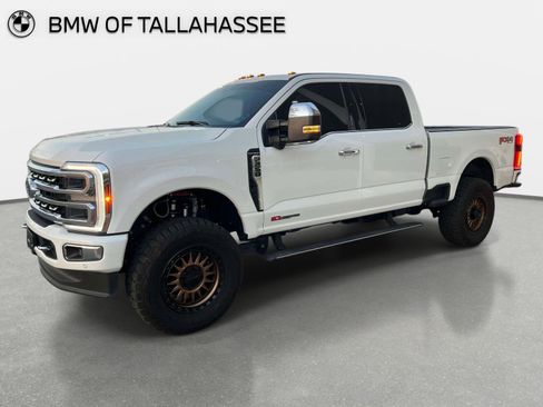 Used 2024 Ford F250 Platinum image 1