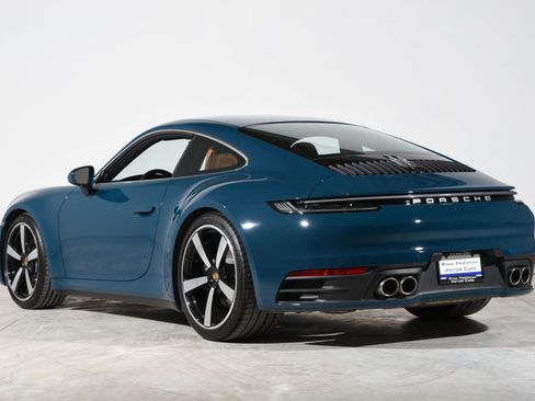 Used 2024 Porsche 911 Carrera S RWD image 16