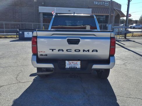 Used 2025 Toyota Tacoma SR5 image 6