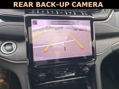 Used 2024 Jeep Grand Cherokee Limited 4xe image 7