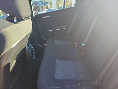 Used 2020 Dodge Charger GT image 17