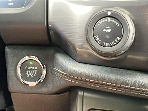 New 2025 Ford F150 Lightning Lariat image 36