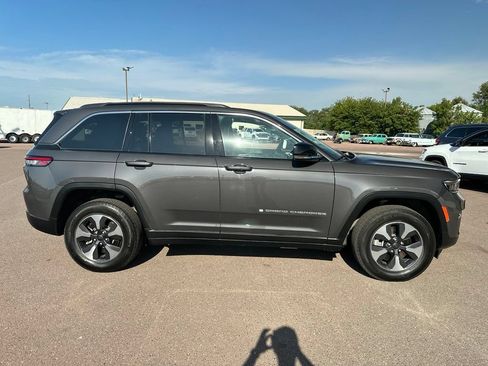 Used 2024 Jeep Grand Cherokee Limited 4xe AWD/4WD image 35