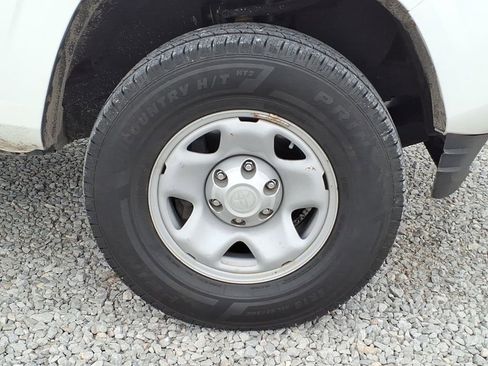 Used 2021 Toyota Tacoma SR RWD image 13
