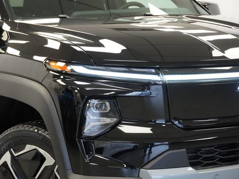 New 2026 Chevrolet Silverado EV LT AWD/4WD image 30