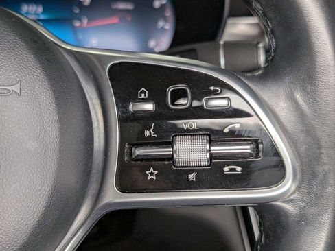 Certified 2022 Mercedes-Benz GLC 300 4MATIC image 34