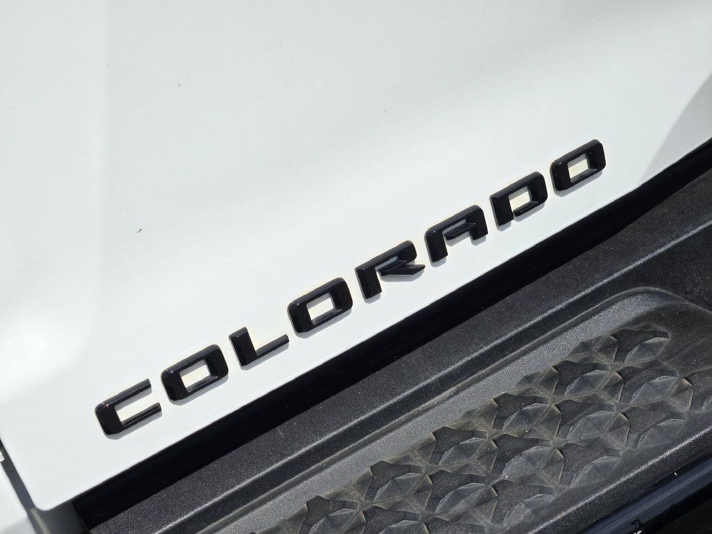 Certified 2025 Chevrolet Colorado ZR2 AWD/4WD image 11