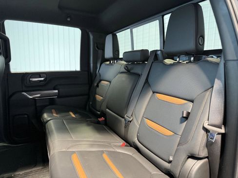 Used 2023 GMC Sierra 2500 AT4 w/ AT4 Preferred Package image 18