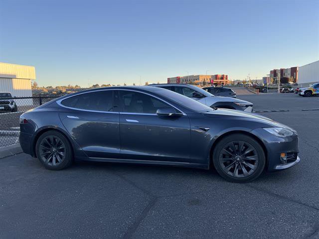Used 2020 Tesla Model S Long Range Plus AWD/4WD image 3