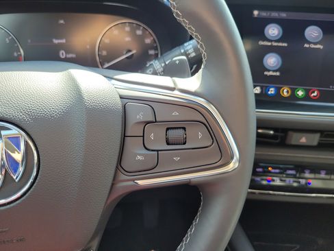 Used 2022 Buick Envision Preferred image 21