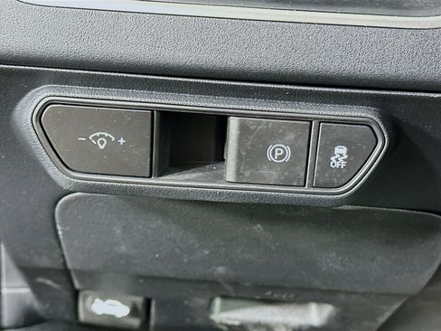 Used 2025 Kia K4 LXS image 17