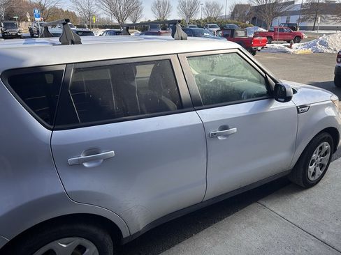 Used 2015 Kia Soul image 8