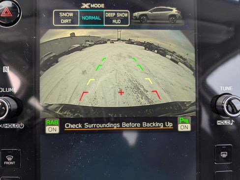 New 2025 Subaru Crosstrek 2.5i Limited w/ Popular Package #3A image 10