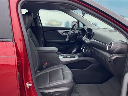 Used 2023 Chevrolet Blazer LT image 13