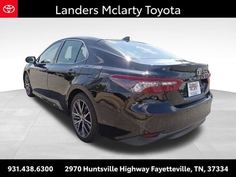 Used 2023 Toyota Camry XLE w/ Navigation Package FWD image 5