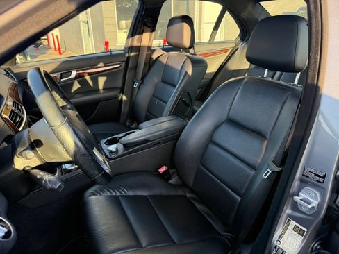 Used 2012 Mercedes-Benz C 250 Sedan image 13