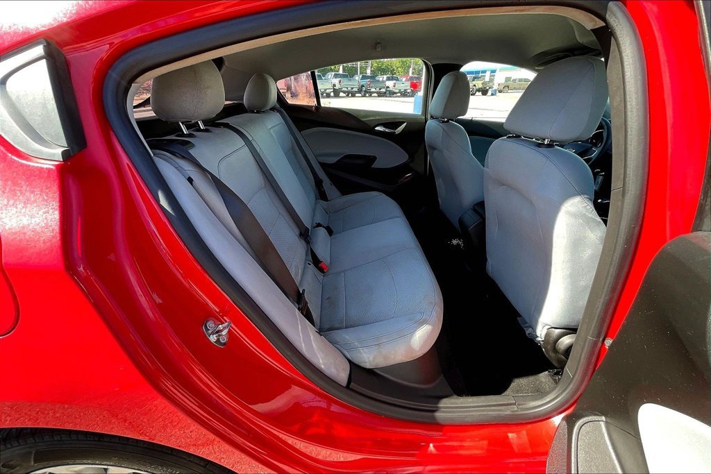 Used 2019 Chevrolet Cruze LS w/ LS Convenience Package FWD image 23