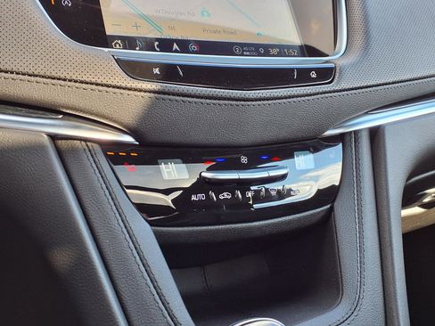 New 2025 Cadillac XT5 Premium Luxury w/ LPO, Floor Liner Package image 17