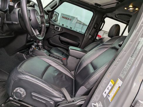 Used 2020 Jeep Wrangler Unlimited Sport S image 14